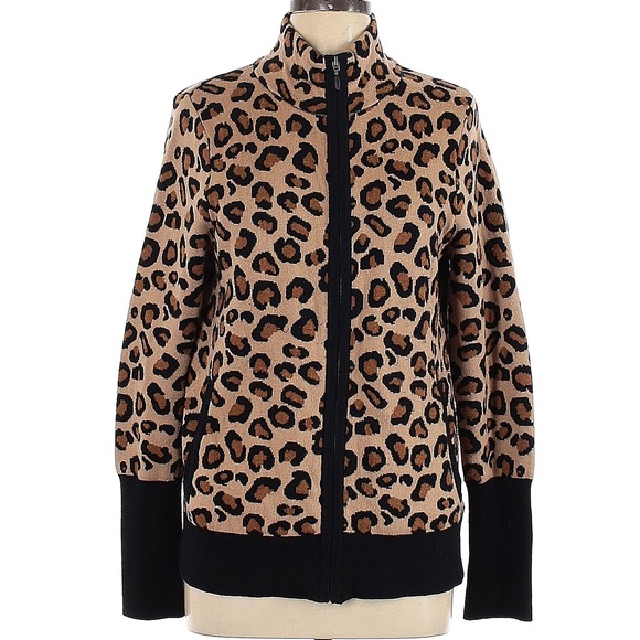 Rachel Zoe Sweaters - NWT Rachel Zoe Knit Sweatshirt in Animal Print size 3X